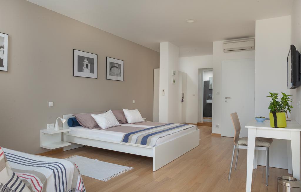 Luxury Villa Mala 伯德古拉 外观 照片